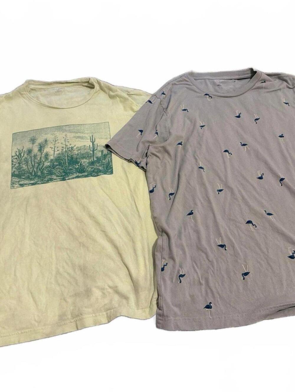Old Navy Mens Large Gray & Cream Graphic Tee Shirts